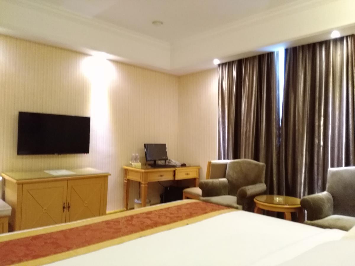 Vienna Hotel Shenzhen Bantian Vanke Zone 5 Ngoại thất bức ảnh