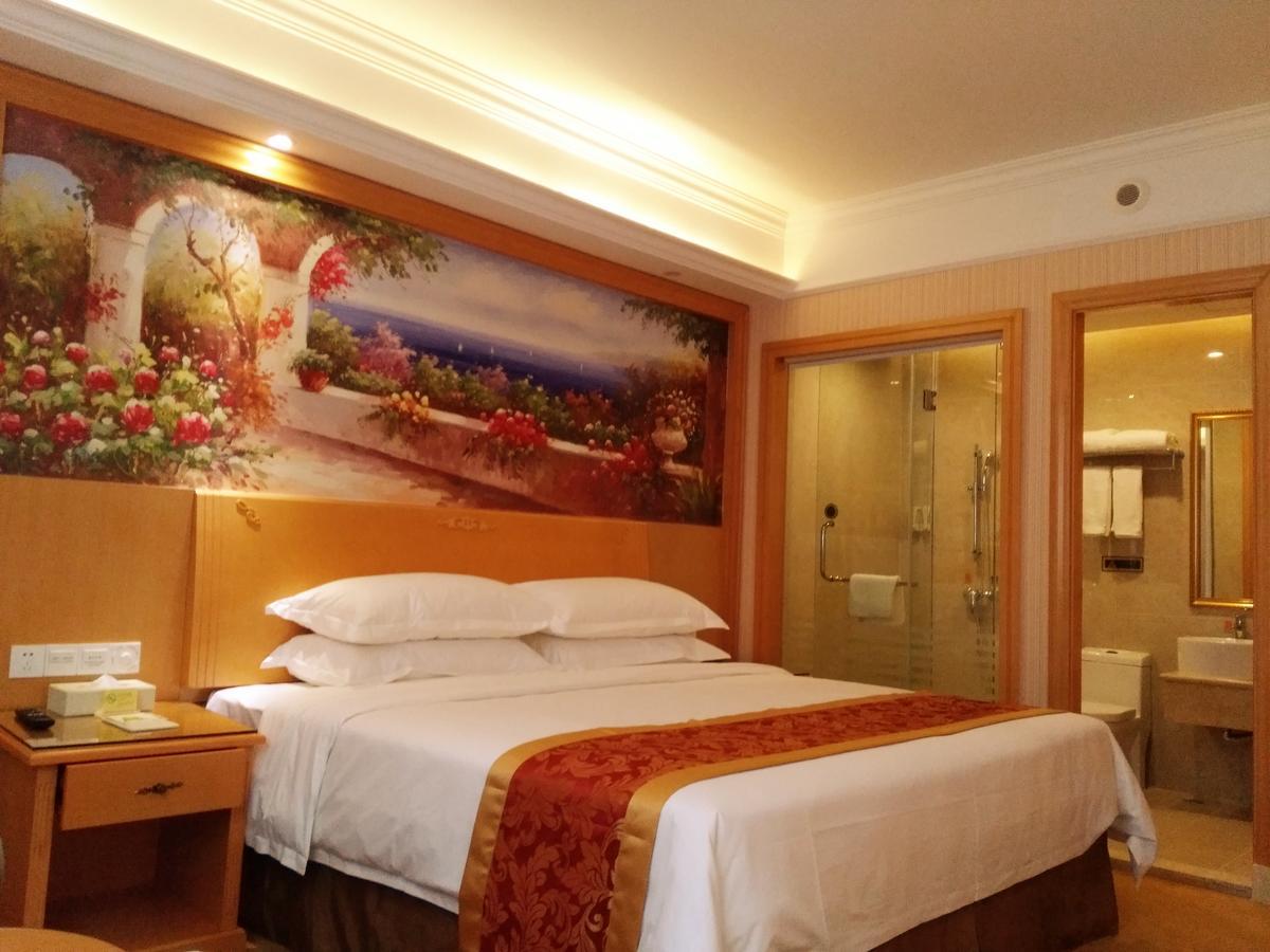 Vienna Hotel Shenzhen Bantian Vanke Zone 5 Ngoại thất bức ảnh